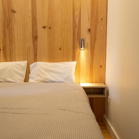 Bed and Breakfast Le Bercail Lacaze Екстер'єр фото